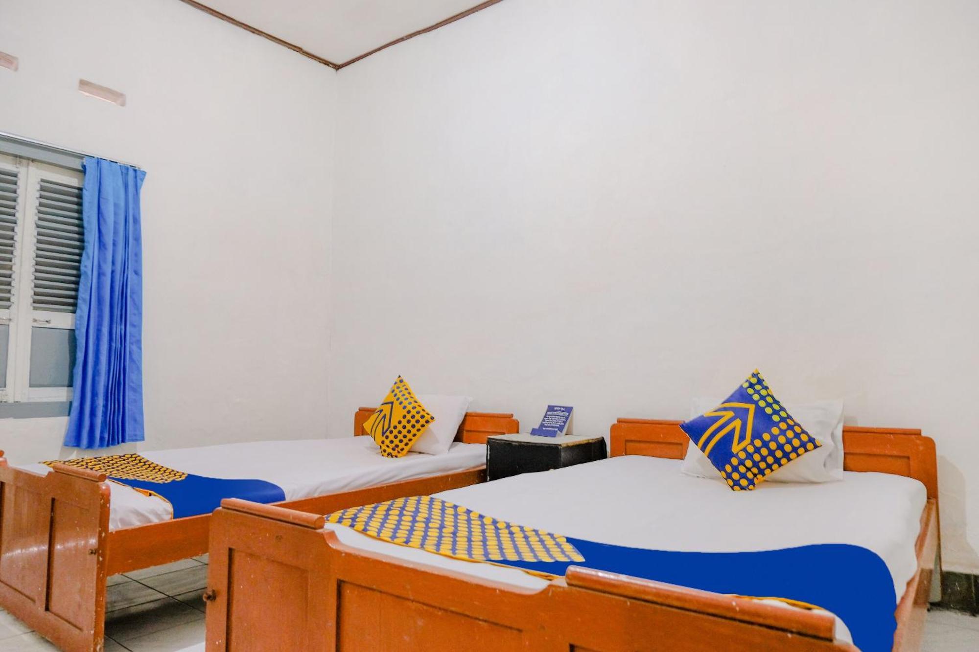 Oyo Life 2638 Hotel Raya Sarangan Exteriér fotografie