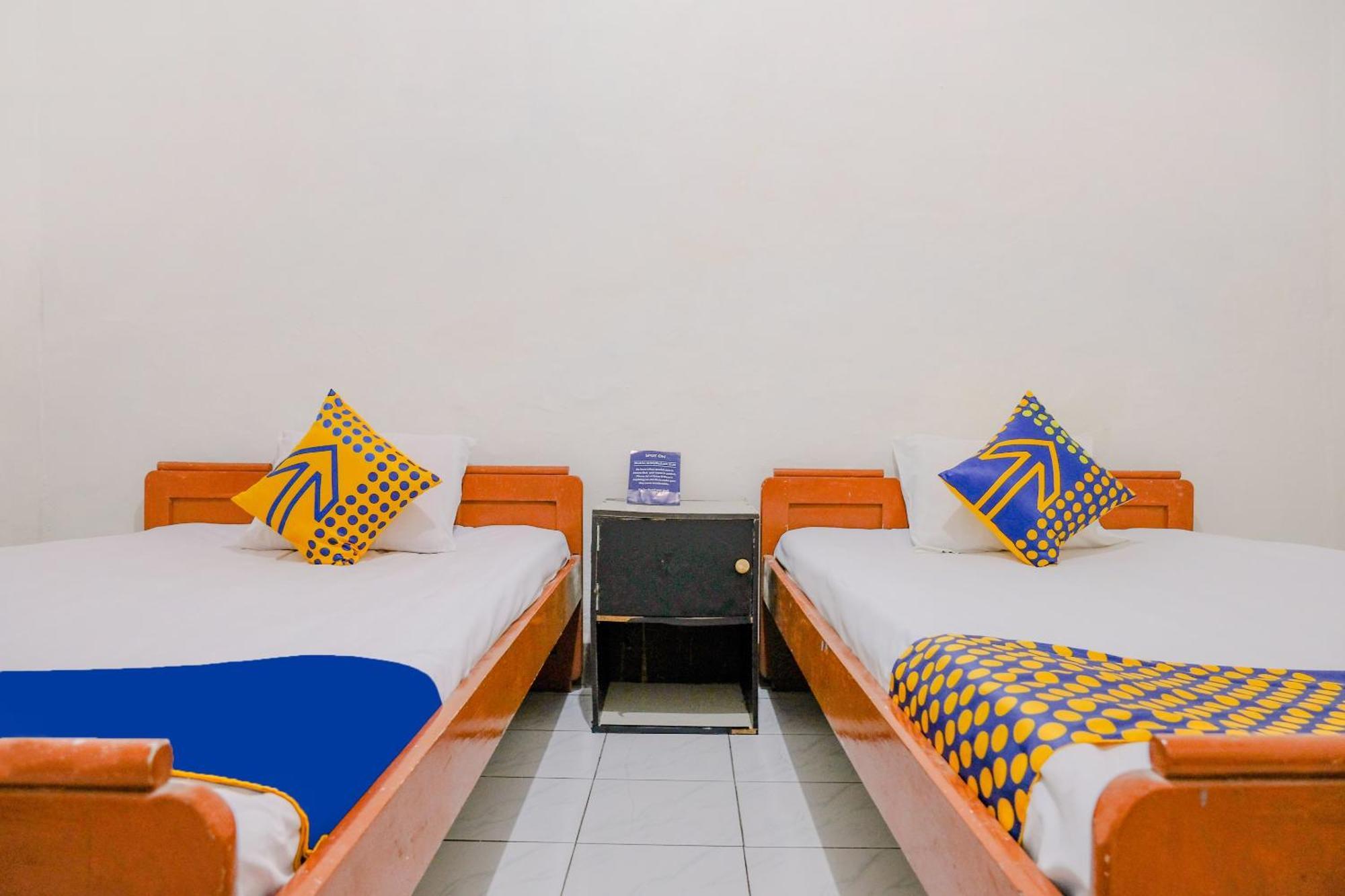 Oyo Life 2638 Hotel Raya Sarangan Exteriér fotografie